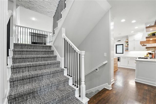 14670 NW 66th Street, Parkville, MO 64152