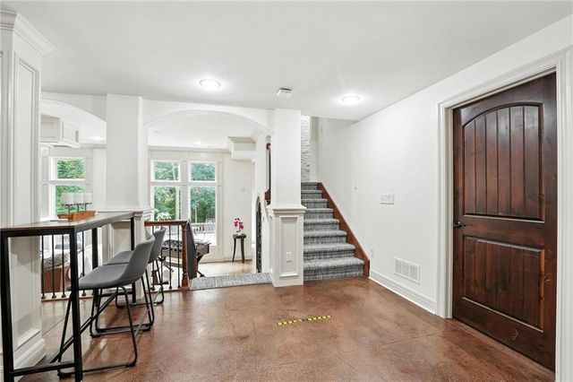 14670 NW 66th Street, Parkville, MO 64152