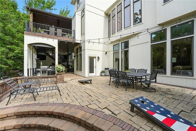 14670 NW 66th Street, Parkville, MO 64152