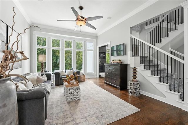 14670 NW 66th Street, Parkville, MO 64152