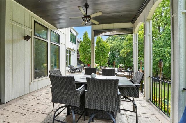 14670 NW 66th Street, Parkville, MO 64152