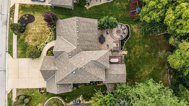 14670 NW 66th Street, Parkville, MO 64152