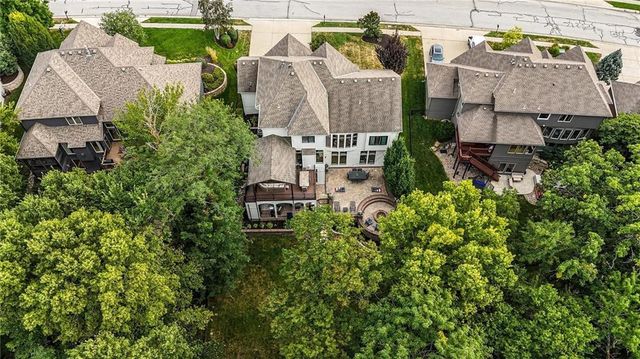 14670 NW 66th Street, Parkville, MO 64152