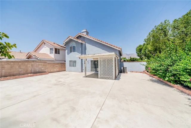 27495 Silverberry, Highland, CA 92346