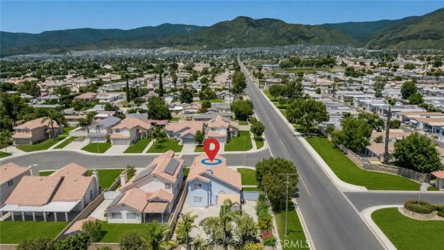 27495 Silverberry, Highland, CA 92346