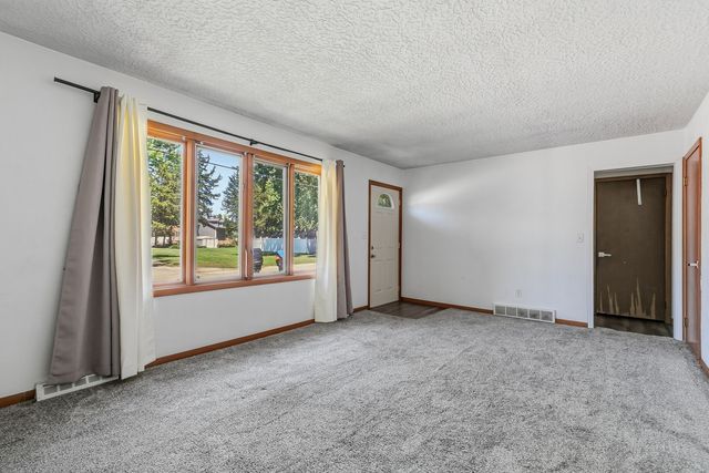 226 33rd Avenue, Moline, IL 51265