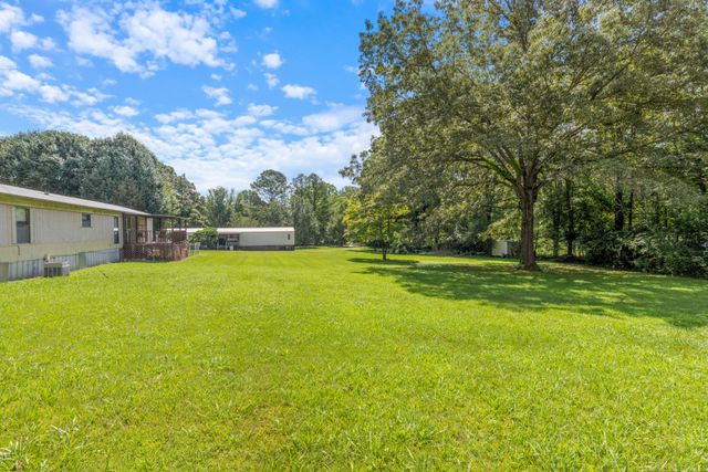 10325 Bekka Belle Cir, Bon Aqua, TN 37025