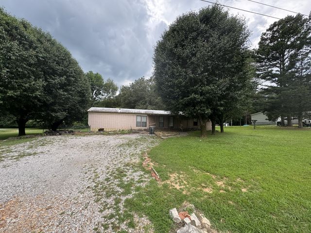 10325 Bekka Belle Cir, Bon Aqua, TN 37025
