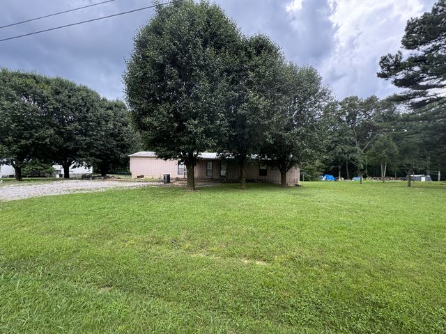 10325 Bekka Belle Cir, Bon Aqua, TN 37025