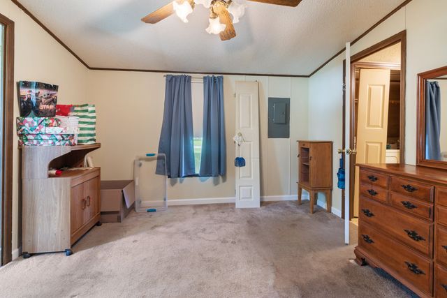 10325 Bekka Belle Cir, Bon Aqua, TN 37025