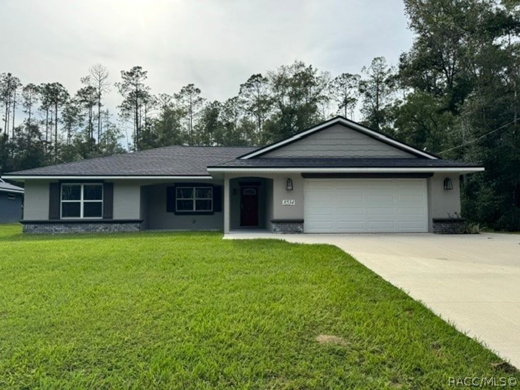 8534 N Wallingford Avenue, Citrus Springs, FL 34434