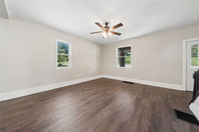 1856 Dime Road, Parks Twp, PA 15690