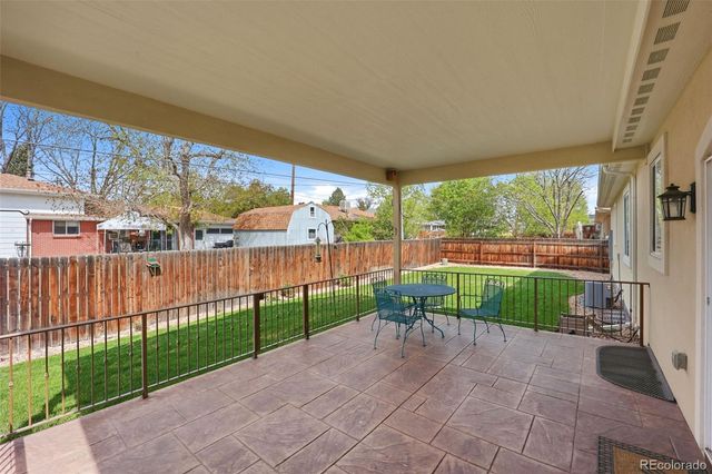 1175 S Balsam Street, Lakewood, CO 80232