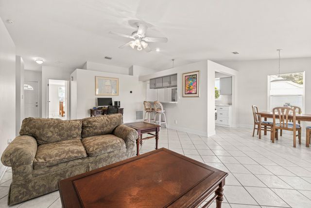 31 Misty Meadow Drive, Boynton Beach, FL 33436