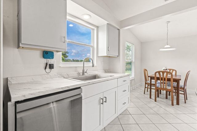 31 Misty Meadow Drive, Boynton Beach, FL 33436