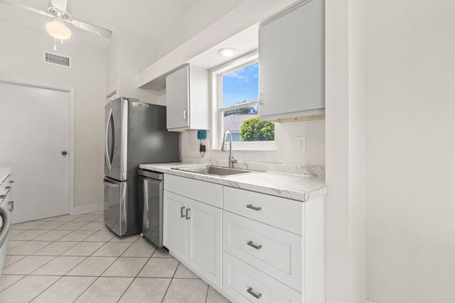 31 Misty Meadow Drive, Boynton Beach, FL 33436