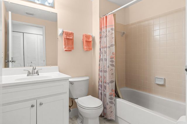 31 Misty Meadow Drive, Boynton Beach, FL 33436