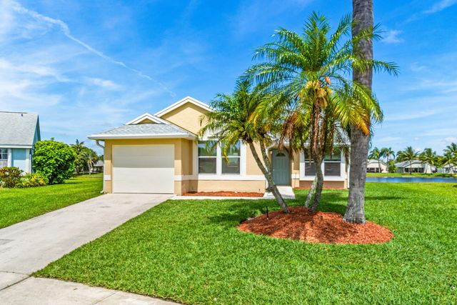 31 Misty Meadow Drive, Boynton Beach, FL 33436