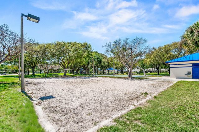 31 Misty Meadow Drive, Boynton Beach, FL 33436