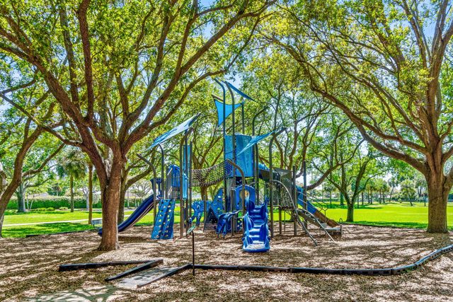 31 Misty Meadow Drive, Boynton Beach, FL 33436
