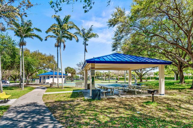 31 Misty Meadow Drive, Boynton Beach, FL 33436