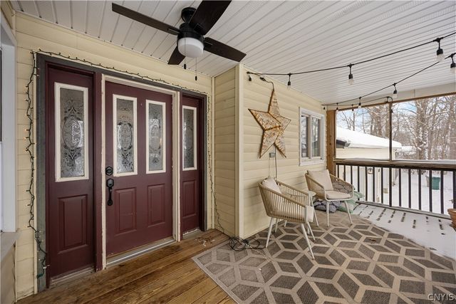 18 Biddlecum Road, Schroeppel, NY 13132