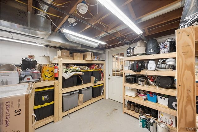 18 Biddlecum Road, Schroeppel, NY 13132