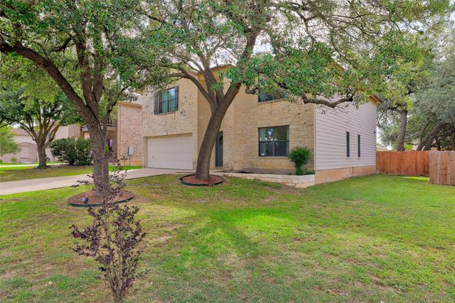 223 Woodlake DR, Georgetown, TX 78633