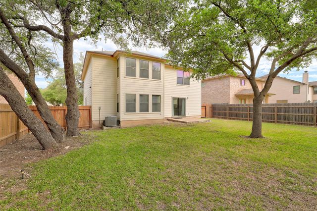223 Woodlake DR, Georgetown, TX 78633