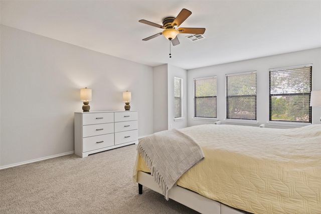 223 Woodlake DR, Georgetown, TX 78633