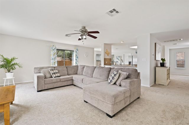 223 Woodlake DR, Georgetown, TX 78633