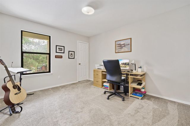 223 Woodlake DR, Georgetown, TX 78633