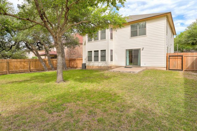 223 Woodlake DR, Georgetown, TX 78633