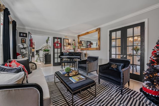 9 Essex Hills Drive, Essex, CT 06426