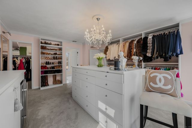 9 Essex Hills Drive, Essex, CT 06426