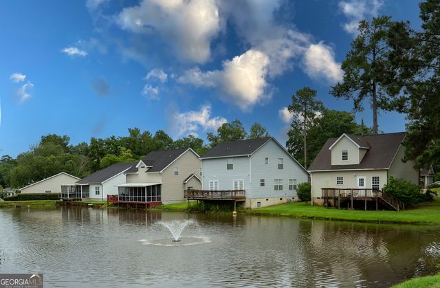 31 Crescent Cove, Thomasville, GA 31757