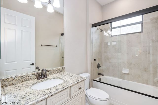 12836 Kinross LN, Naples, FL 34120