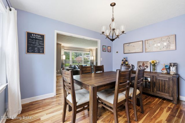 1204 Carlimar Ln, Louisville, KY 40222