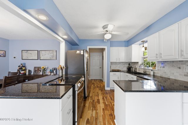 1204 Carlimar Ln, Louisville, KY 40222