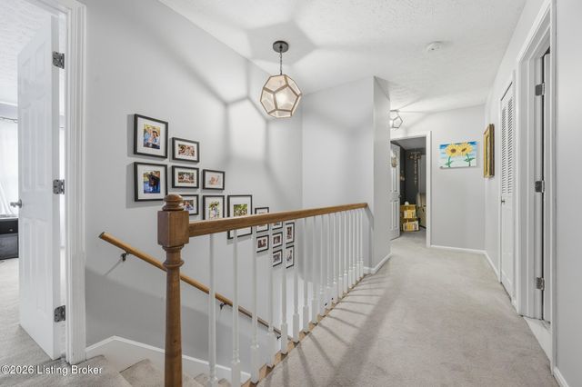 1204 Carlimar Ln, Louisville, KY 40222