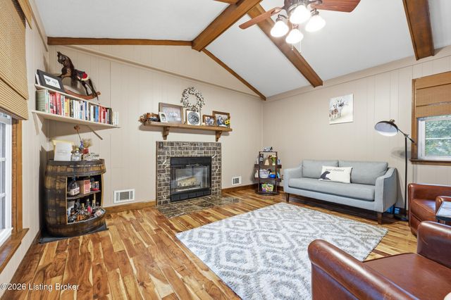 1204 Carlimar Ln, Louisville, KY 40222