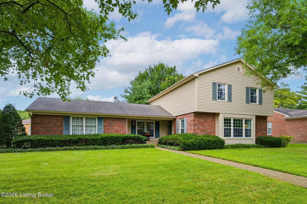 1204 Carlimar Ln, Louisville, KY 40222
