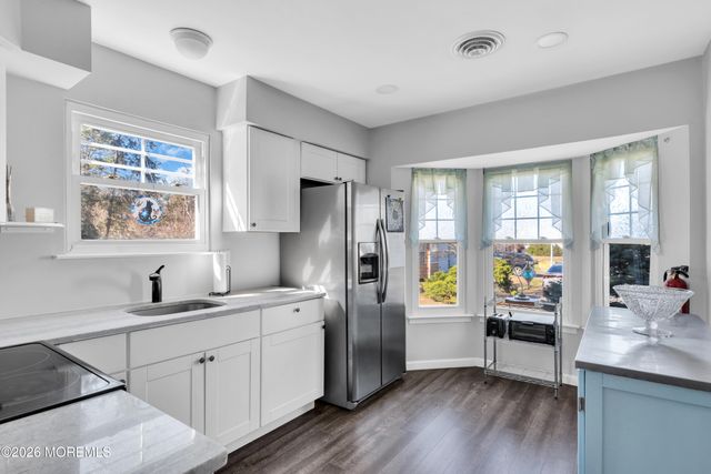 16B Amesbury Road, Whiting, NJ 08759