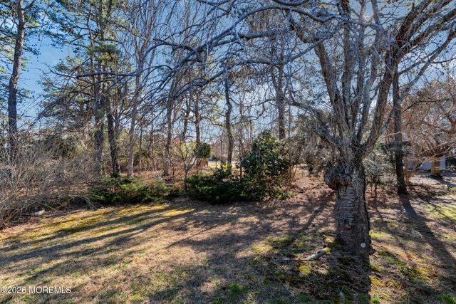 16B Amesbury Road, Whiting, NJ 08759