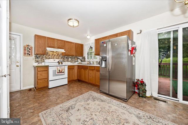 9549 FINGERBOARD RD, Ijamsville, MD 21754