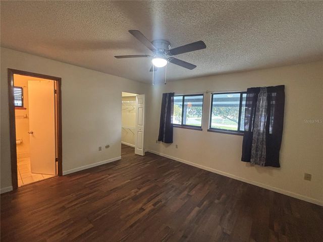 10211 SW 93RD COURT, Ocala, FL 34481