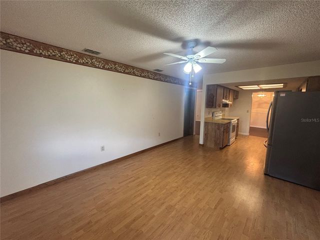 10211 SW 93RD COURT, Ocala, FL 34481