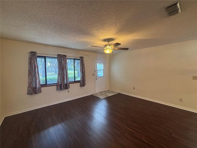 10211 SW 93RD COURT, Ocala, FL 34481