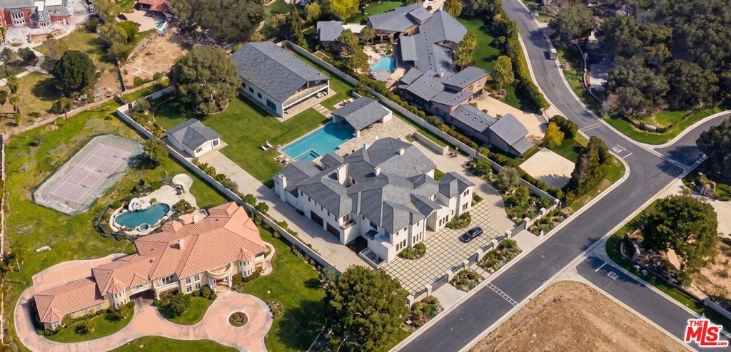 22682 La Quilla Drive, Chatsworth, CA 91311 — exterior
