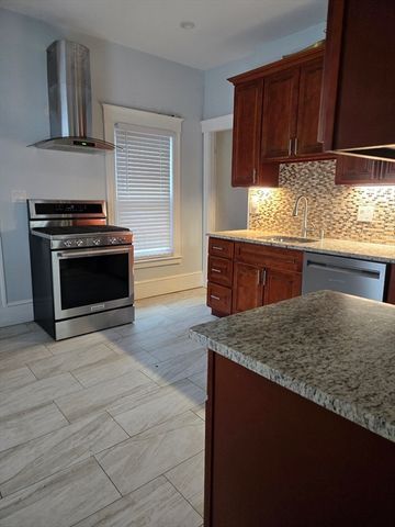 33 Speedwell St, Boston, MA 02122